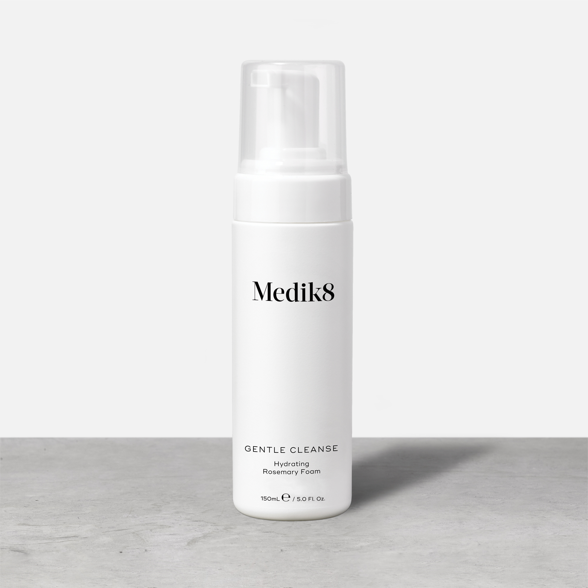 MEDIK8 Gentle Cleanse oczyszczająca pianka do mycia twarzy